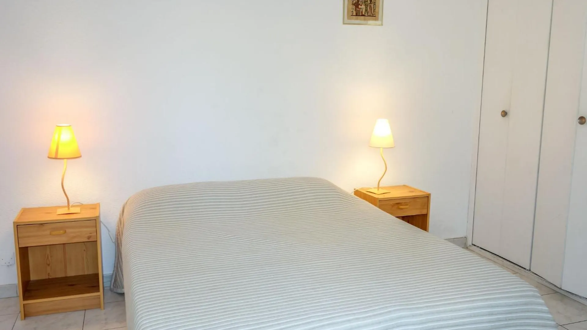 Apartment Le Grand Vallon By Interhome Bandol